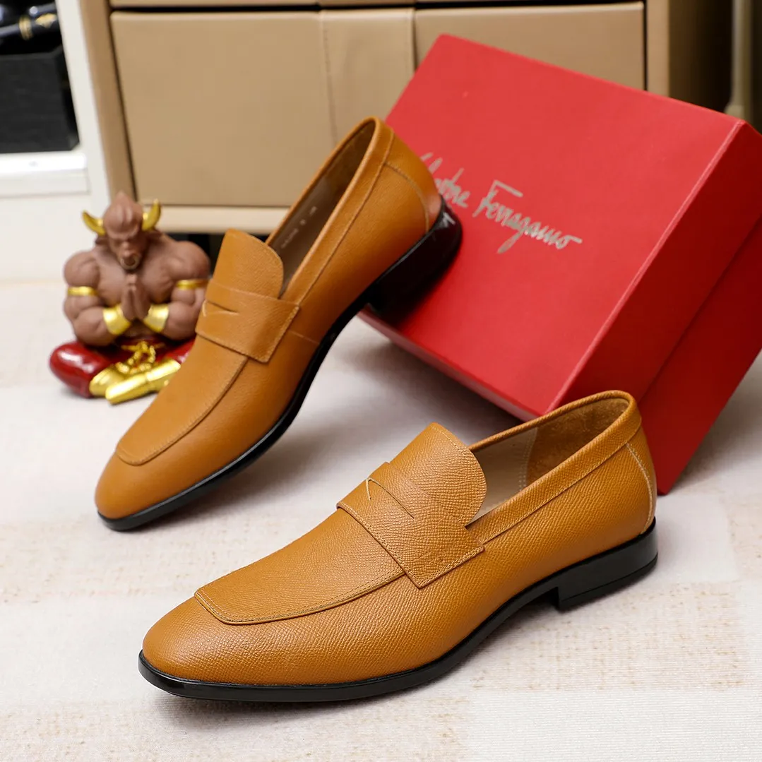 Men's shoes 💰600 🕷🕷🐂【Ferragamo】 Popular fashion casual shoes🇨🇳Official website counter 1:1 production, original mold opening💯Good quality can be seen, imported high-end first-layer pebbled calfskin, water-dyed🐂leather lining🌿very clear texture, high-quality waterproof, non-slip and wear-resistant outsole🎋high quality and low price, truly handmade🍓, 5 colors available! Code number 38-44 (45. To be customized)